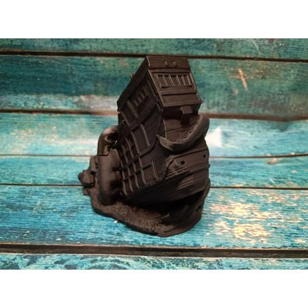 Wieża na Kości Okręt z Mackami - Obcy 29x15,7x18,7cm PLA