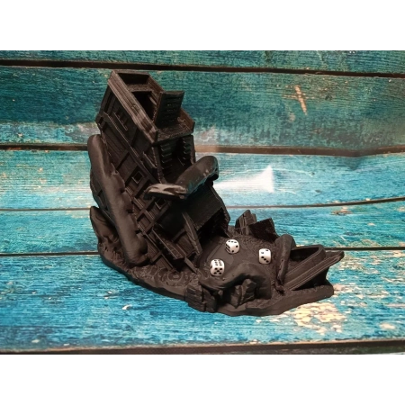 Wieża na Kości Okręt z Mackami - Obcy 29x15,7x18,7cm PLA